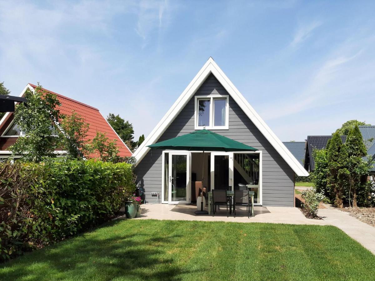 Stylish Holiday Home By The Sea Tuitjenhorn Exteriér fotografie